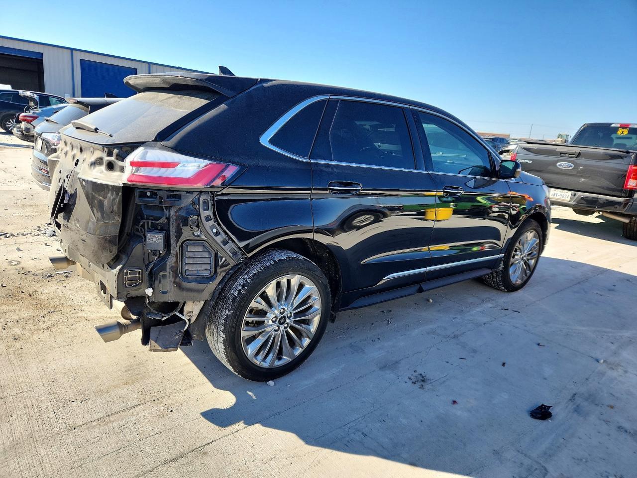 2021 Ford Edge Titanium