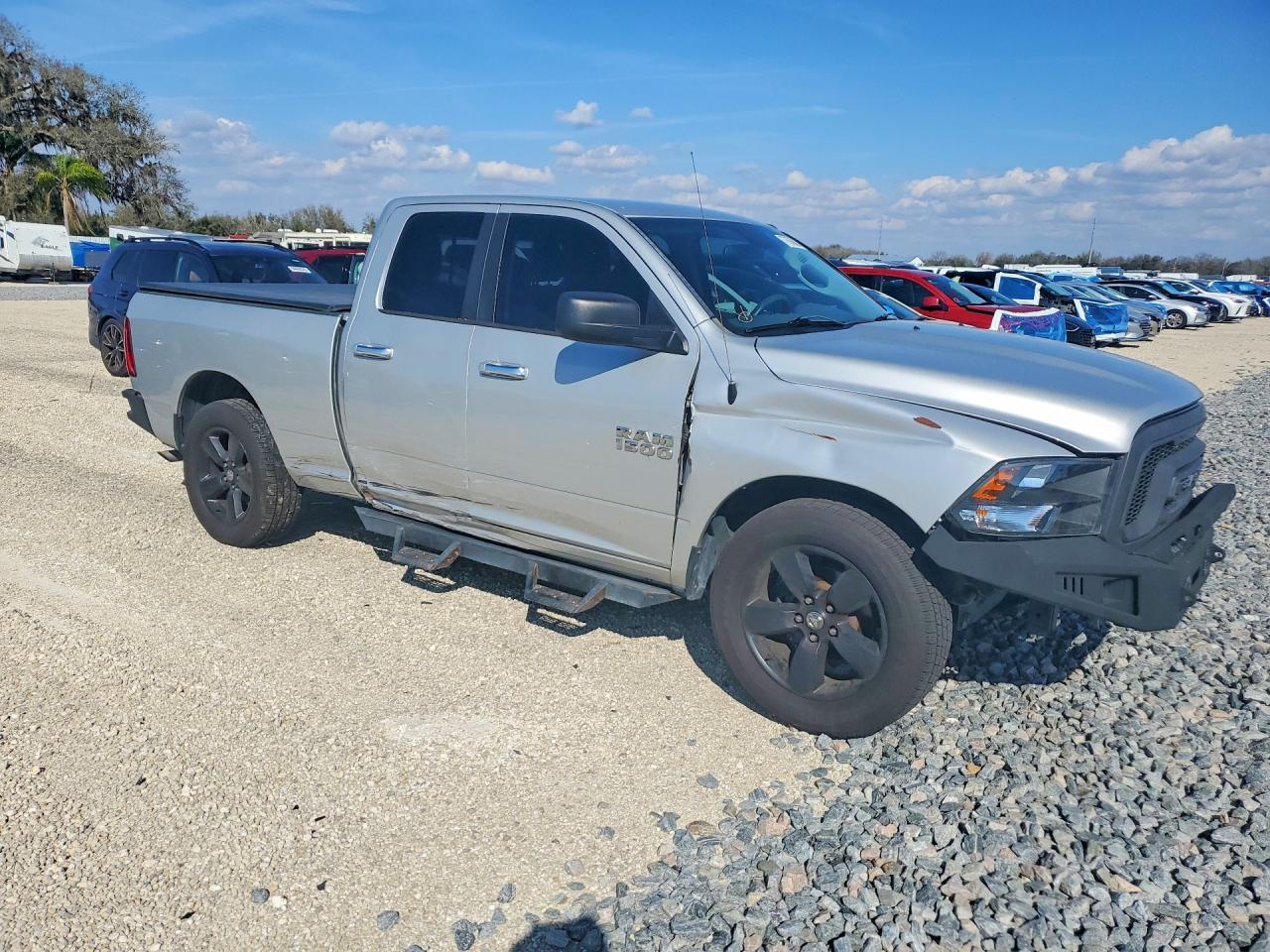 2017 Dodge Ram 1500 slt
