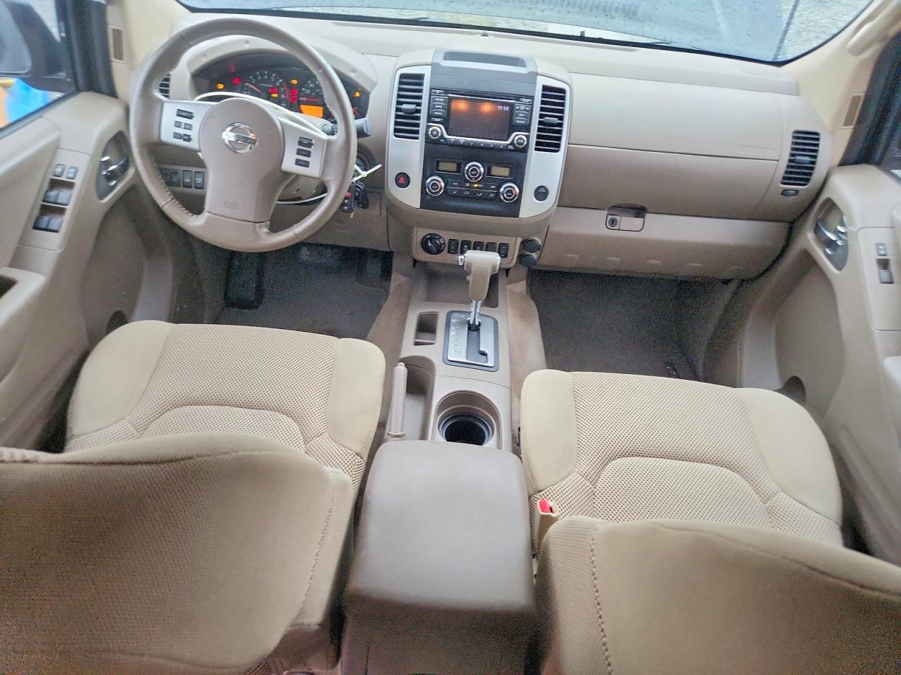 2016 Nissan Frontier s