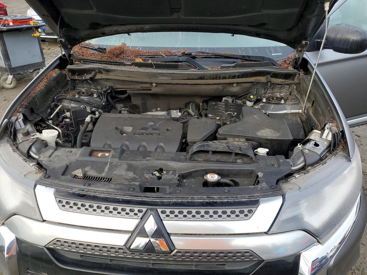 2019 Mitsubishi Outlander es