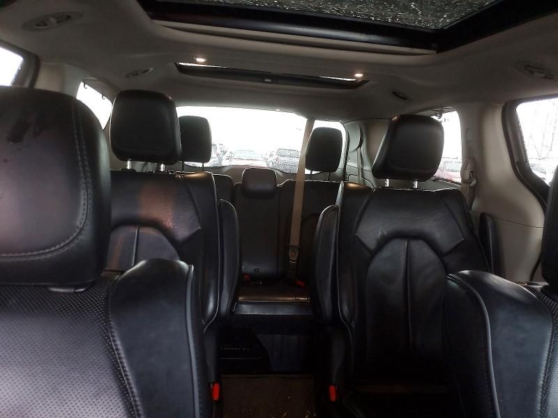 2018 Chrysler Pacifica Hybrid Limited