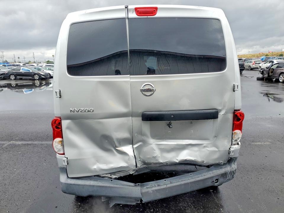 2015 Nissan NV200 Delivery Van