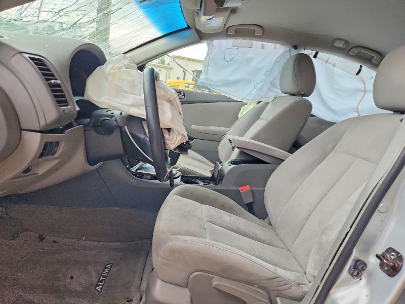 2010 Nissan Altima Base