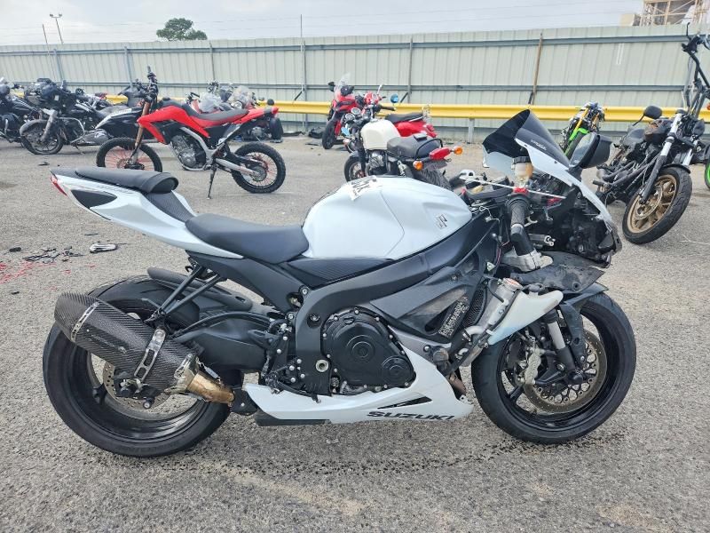 2015 Suzuki GSX-R600