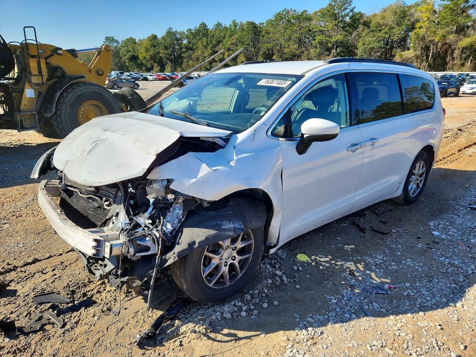2020 Chrysler Voyager lxi