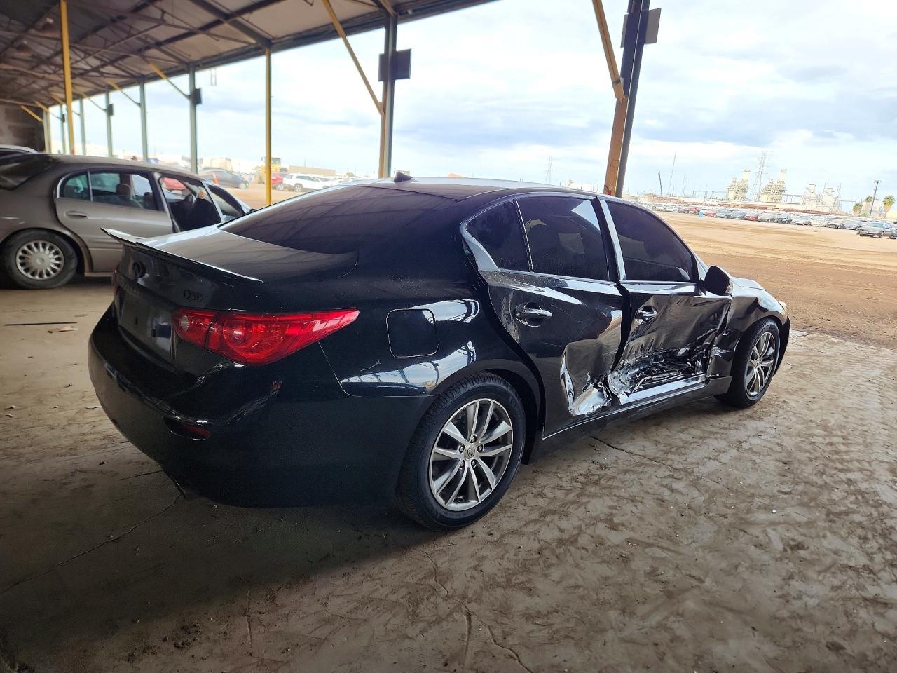 2014 Infiniti Q50 Base