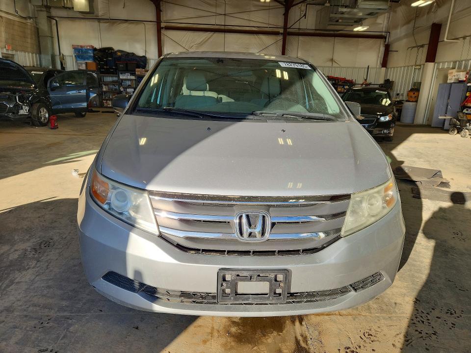 2013 Honda Odyssey lx
