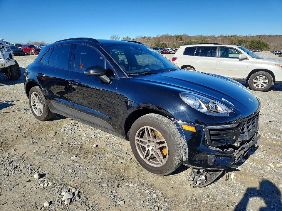 2018 Porsche Macan