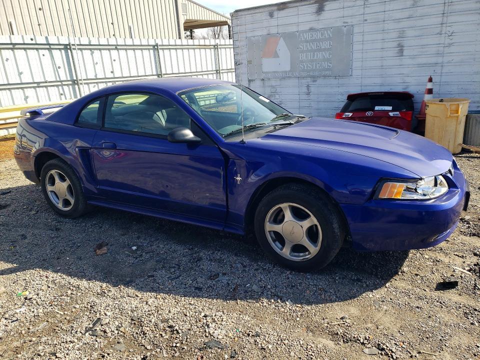 2003 Ford Mustang