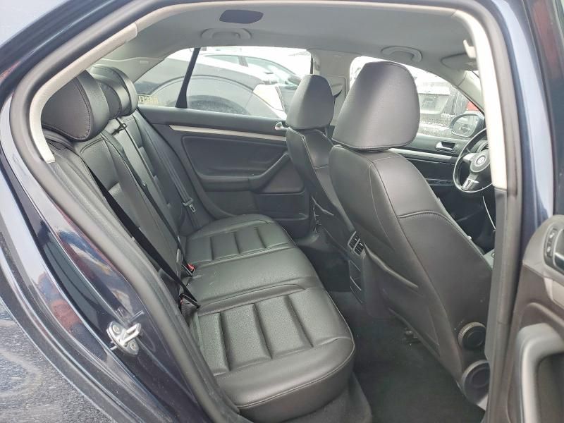 2010 Volkswagen Jetta Limited