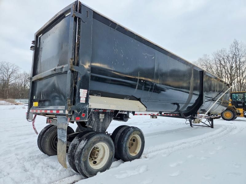 2023 Clement END Dump Trailer