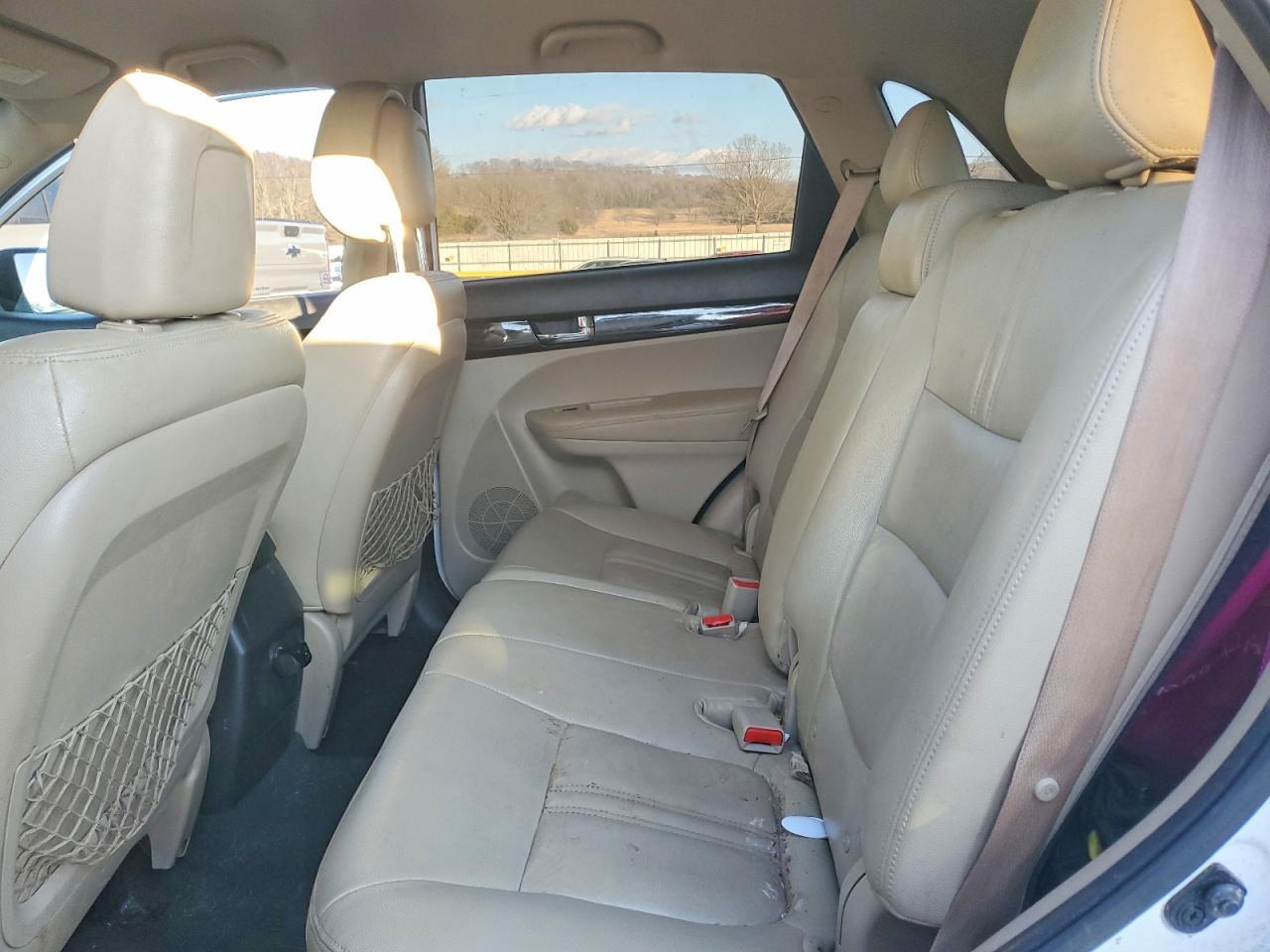 2013 KIA Sorento lx