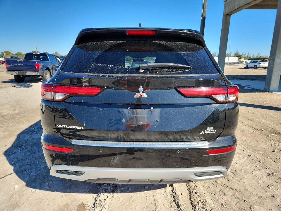 2024 Mitsubishi Outlander se