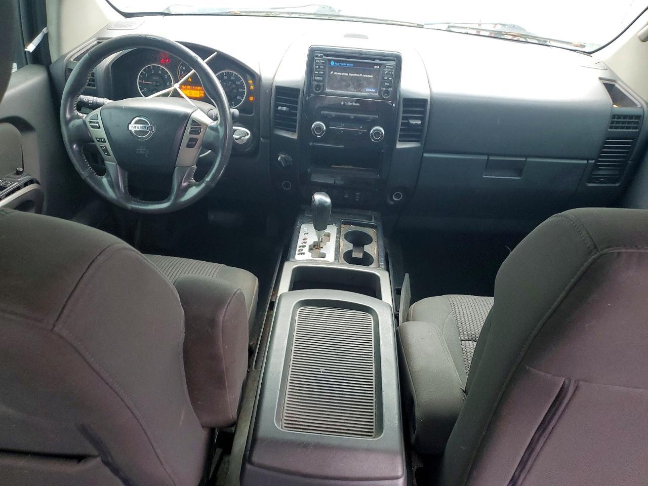 2015 Nissan Titan s