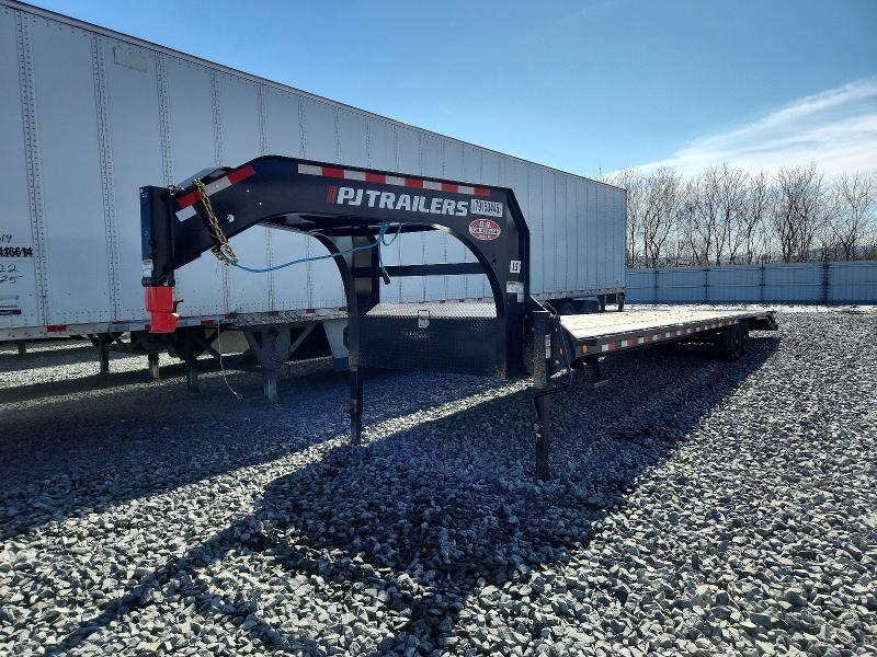 2026 PJ LS402 Equipment Trailer