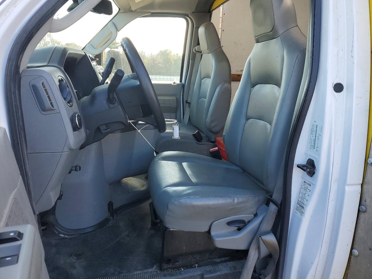 2024 Ford E350 BOX Truck