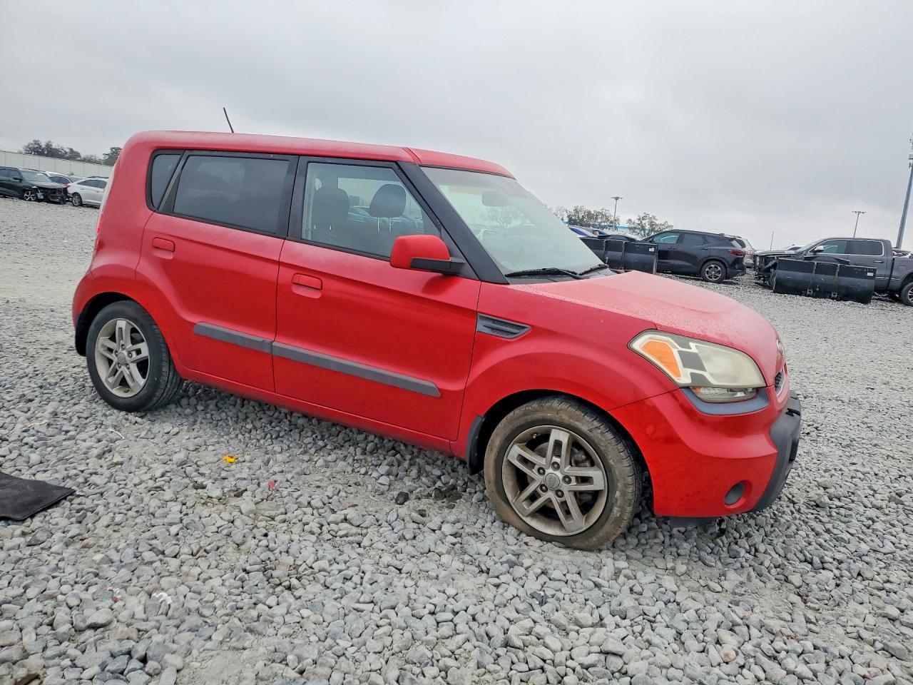 2010 KIA Soul +