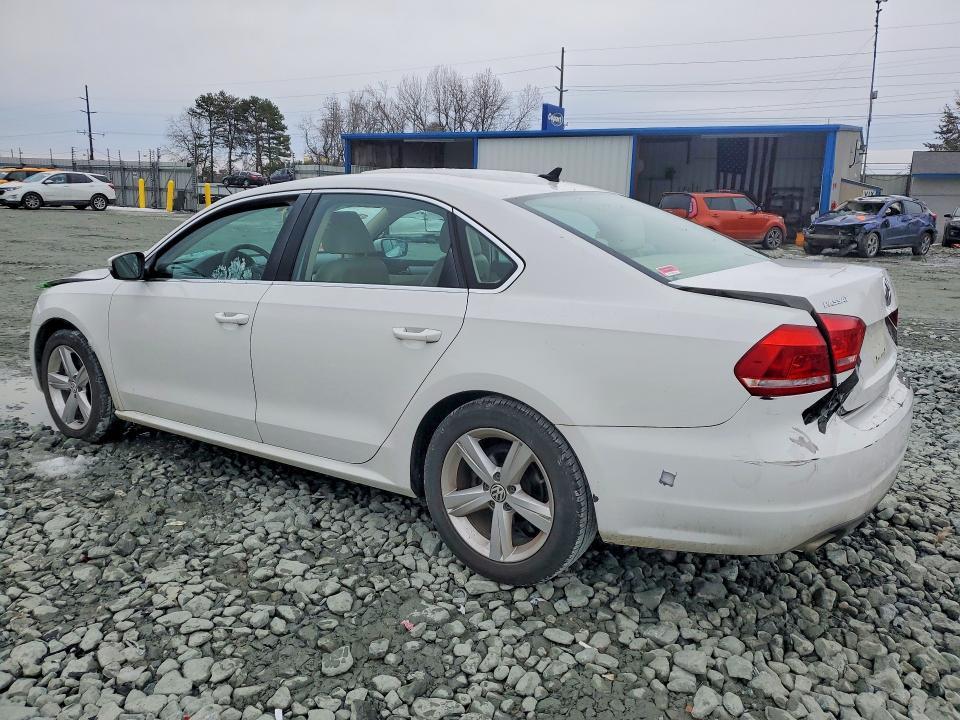 2013 Volkswagen Passat se