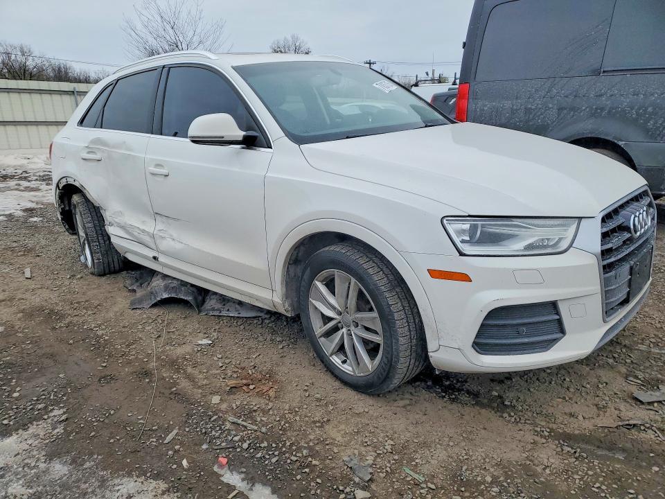 2016 Audi Q3 Premium Plus