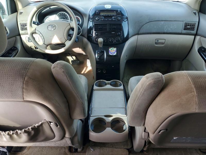 2005 Toyota Sienna ce