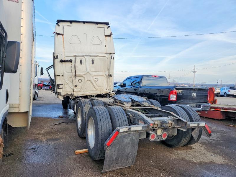 2020 Freigliner 2020 Freightliner Cascadia 125 Semi Truck