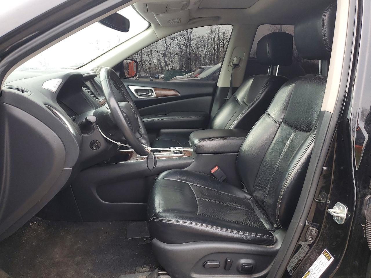 2017 Nissan Pathfinder Platinum