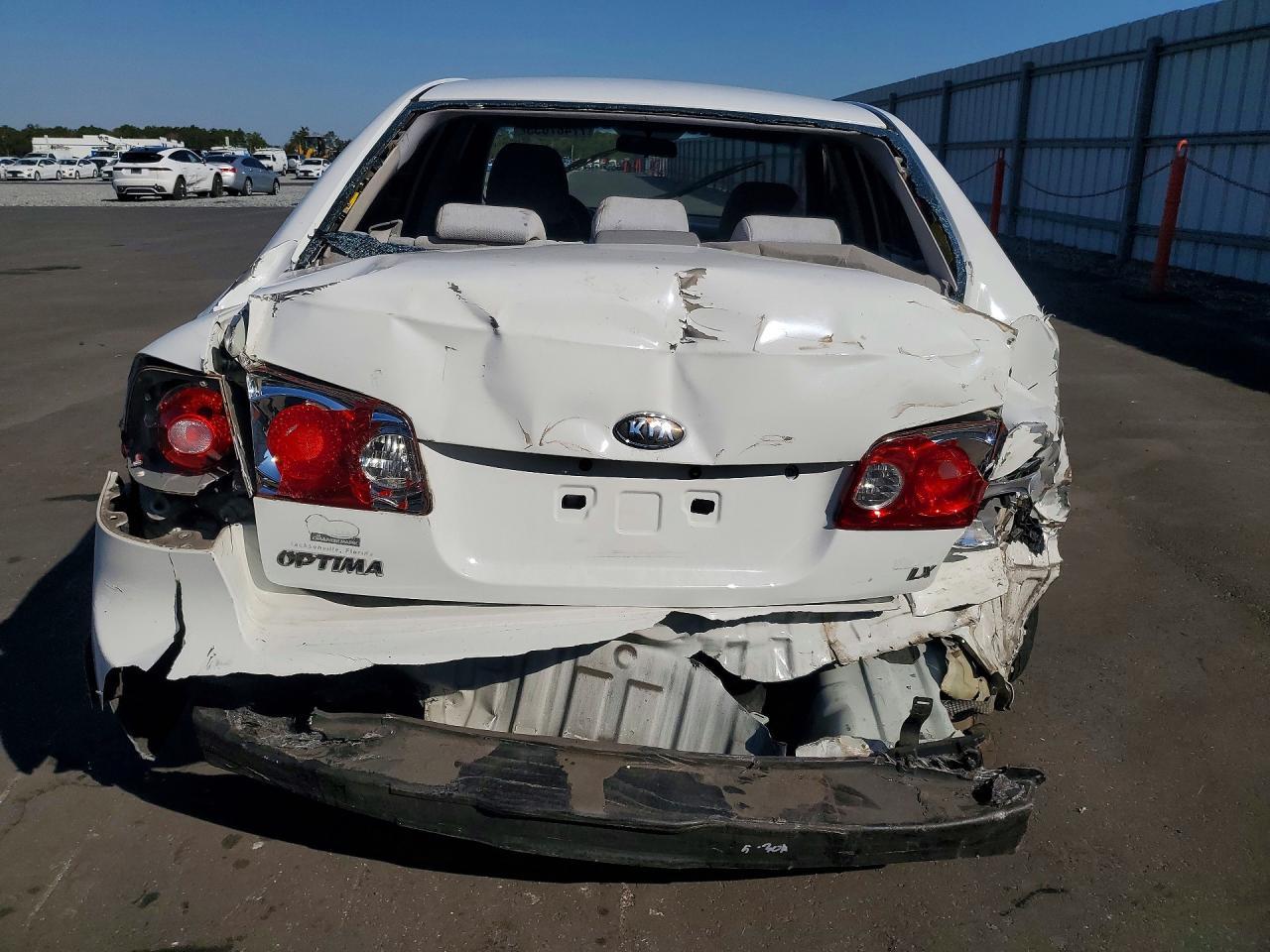 2008 KIA Optima lx