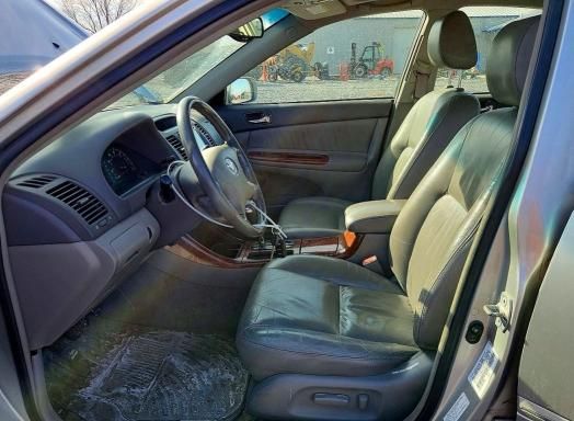 2003 Toyota Camry le