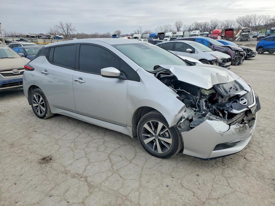 2022 Nissan Leaf s Plus