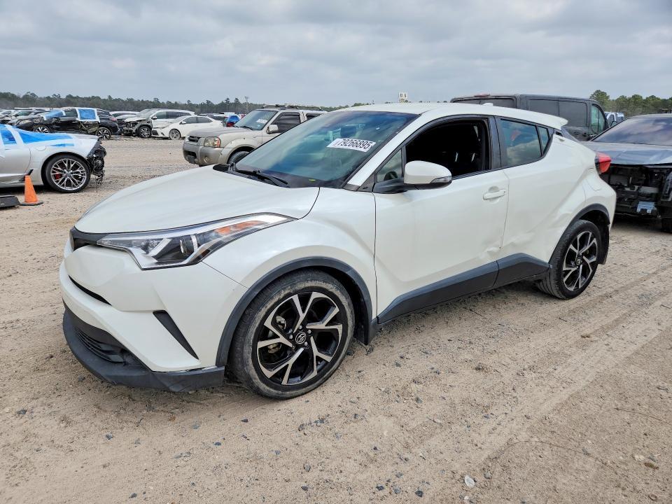 2019 Toyota C-hr xle