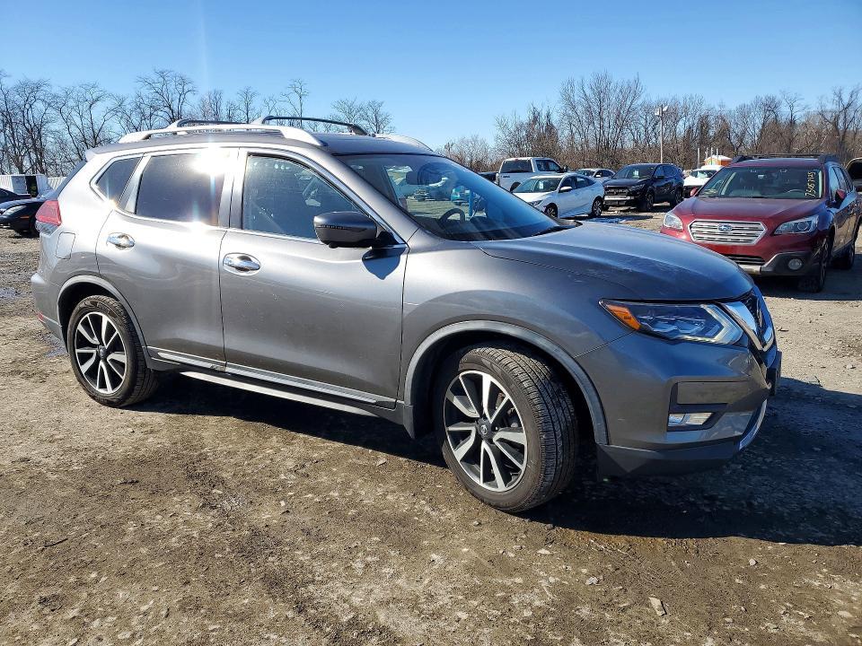 2018 Nissan Rogue s