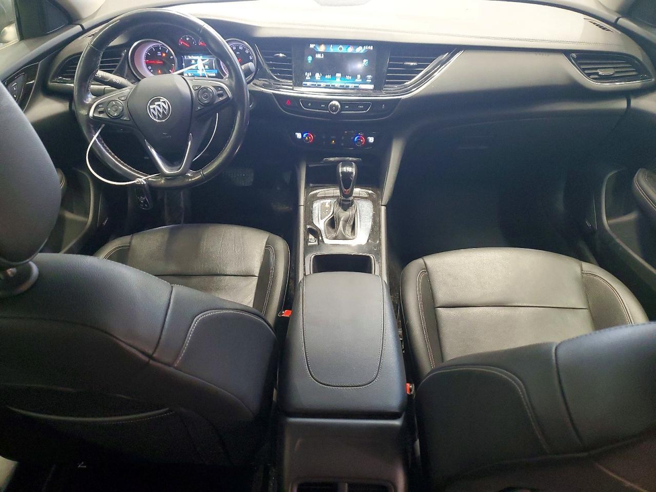 2018 Buick Regal Essence