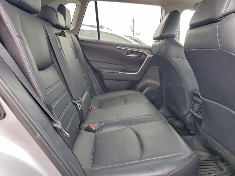 2020 Toyota Rav4 xle Premium