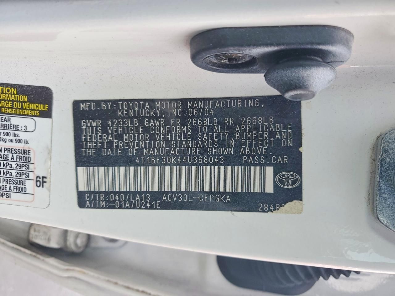 2004 Toyota Camry le