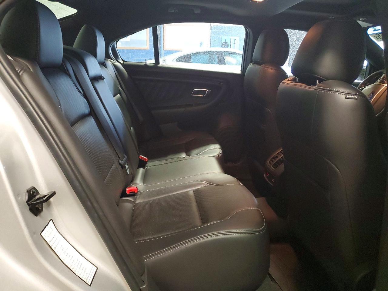 2019 Ford Taurus Limited