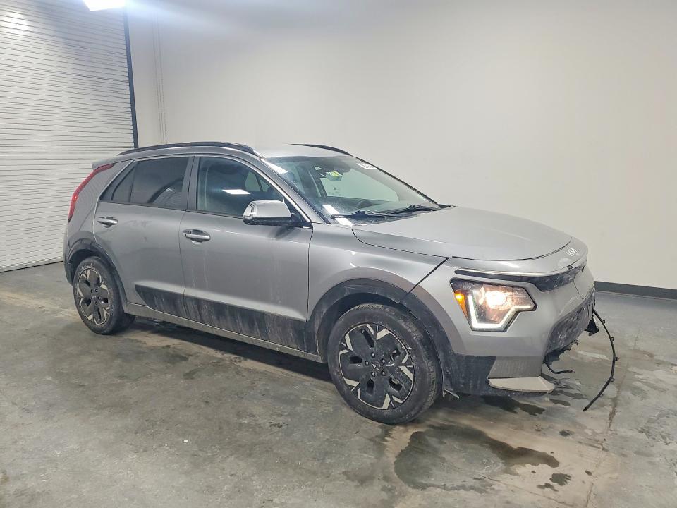 2023 KIA Niro ev Wind