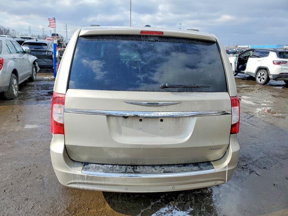 2013 Chrysler Town & Country Limited