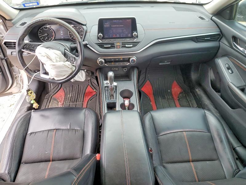 2019 Niss Altima 2.5 sr