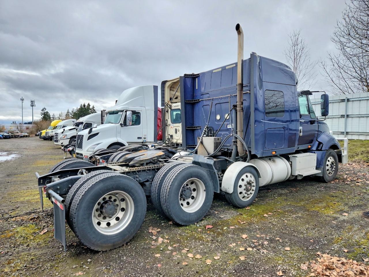 2014 International Prostar Semi Truck