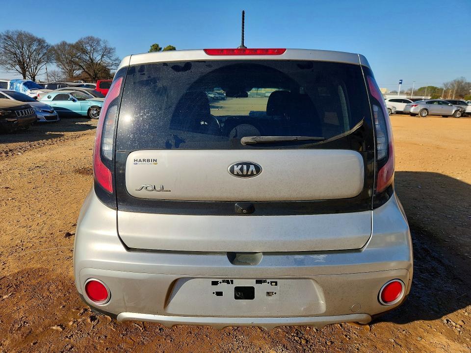 2017 KIA Soul +