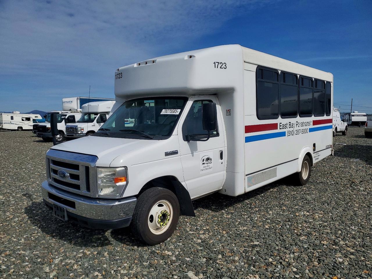 2017 Ford Econoline-Bus