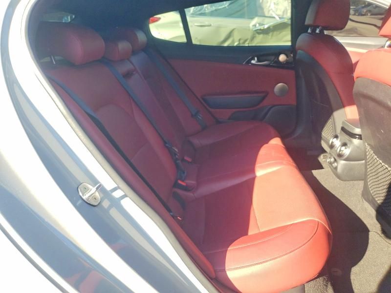 2022 KIA Stinger gt Line