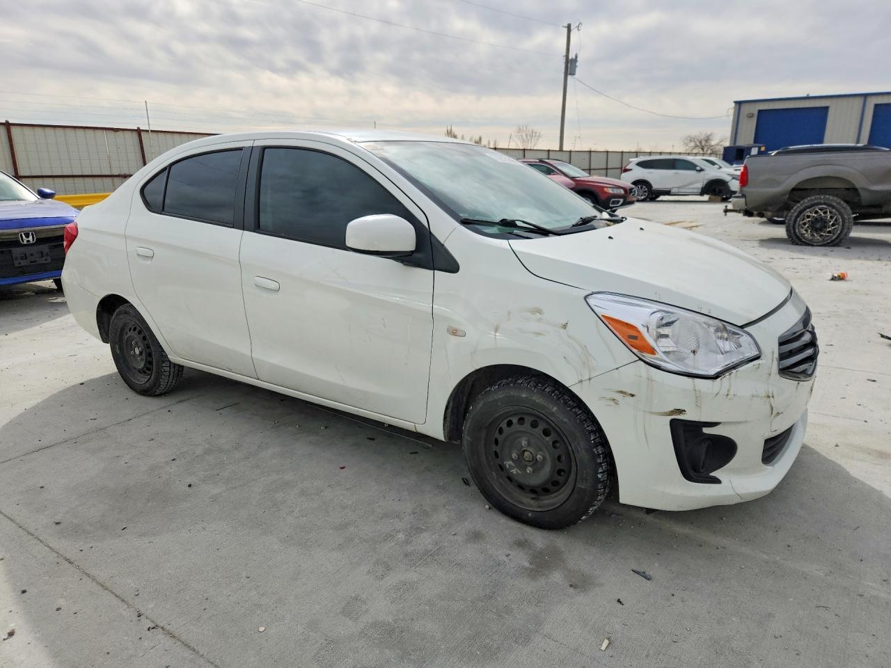 2018 Mitsubishi Mirage G4 es
