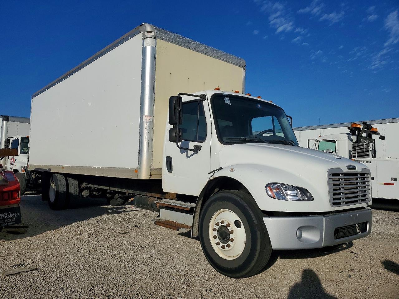 2016 Freigliner 2016 Freightliner Business Class M2 BOX Truck