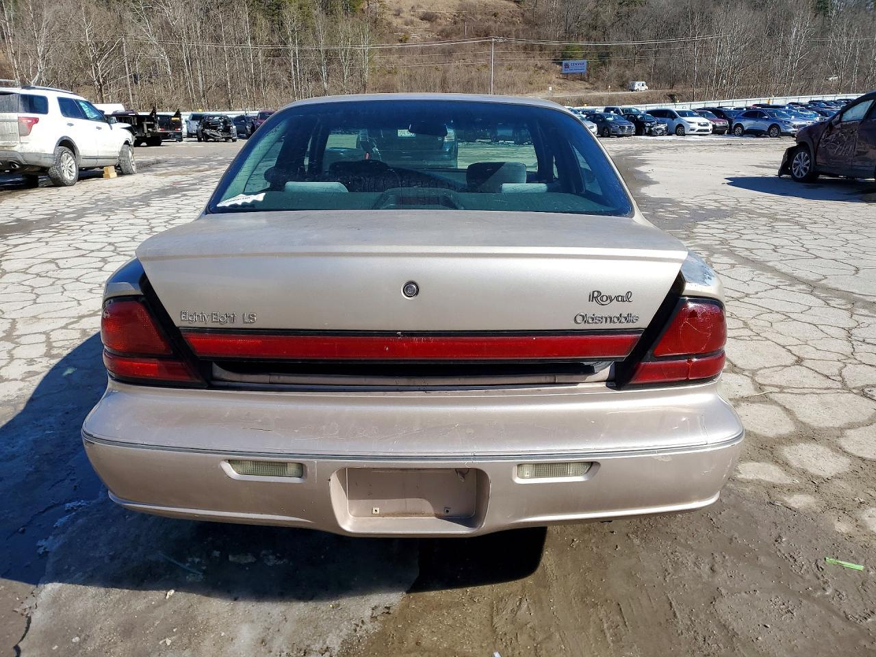 1998 Oldsmobile 88 Base
