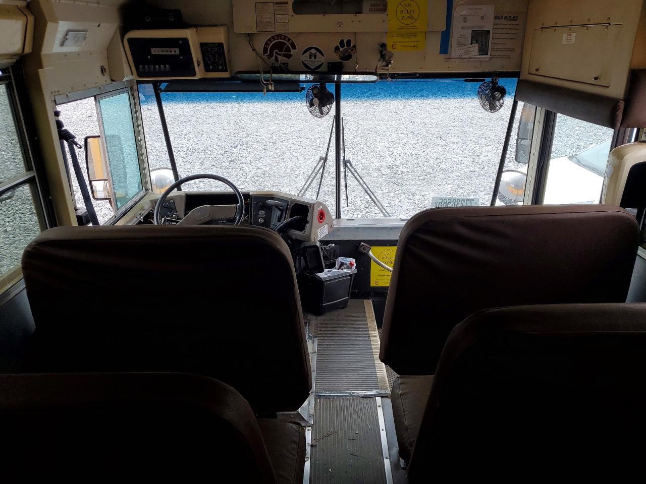 2006 International 2000-School Bus