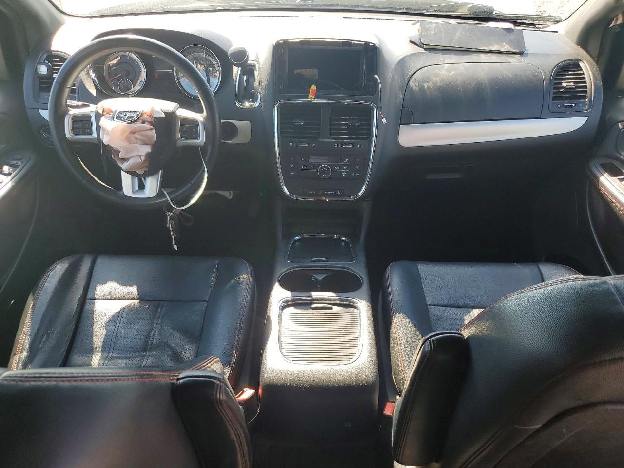 2016 Dodge Grand Caravan R/T