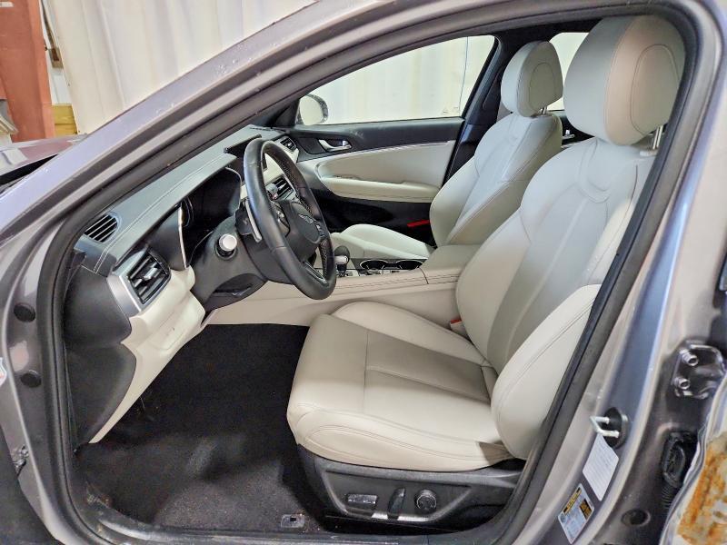 2025 Genesis G70 Base