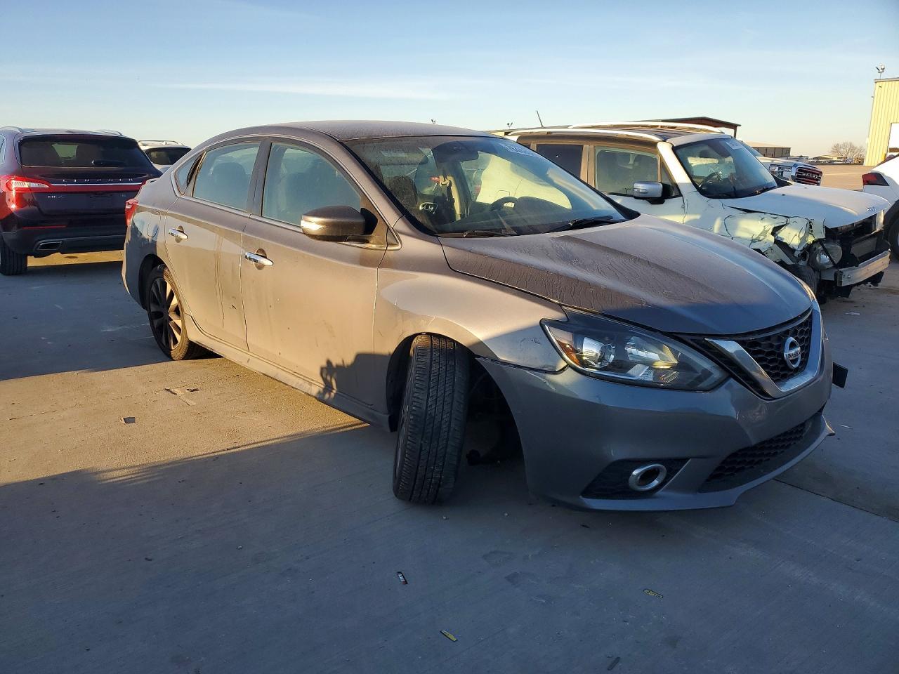 2019 Niss Sentra sr