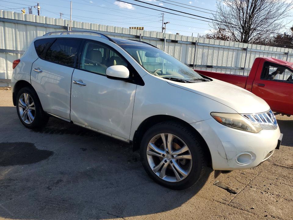 2009 Nissan Murano s